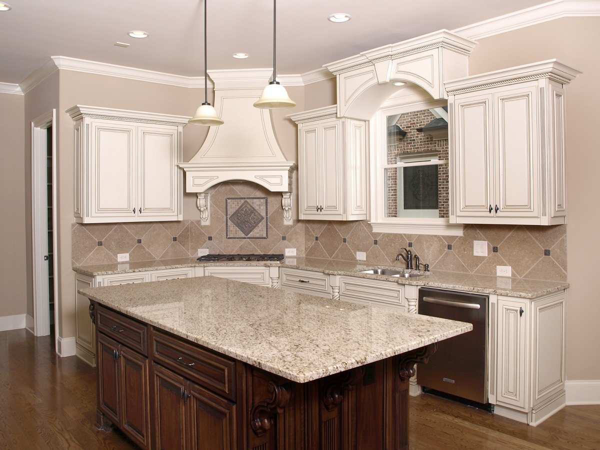 traditional-kitchen-cabinets